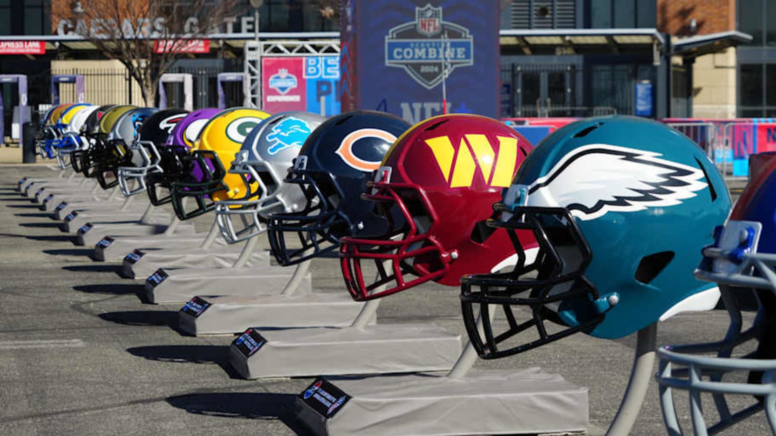 Draft Expert Has Big-Time Talent Slipping To Eagles