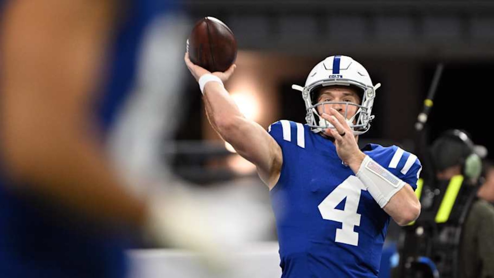 Broncos Sign Colts QB to 1-Year Deal