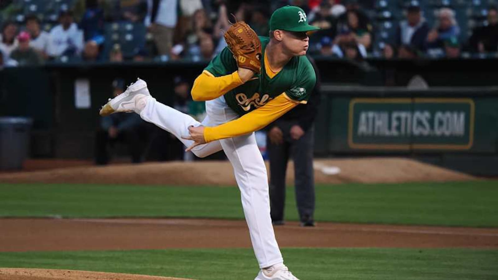 A&#39;s Reinstate Ross Stripling, Option Basso