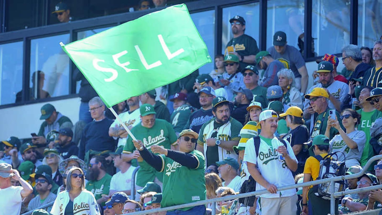 A&#39;s Fans Make Huge Statement in Coliseum Finale