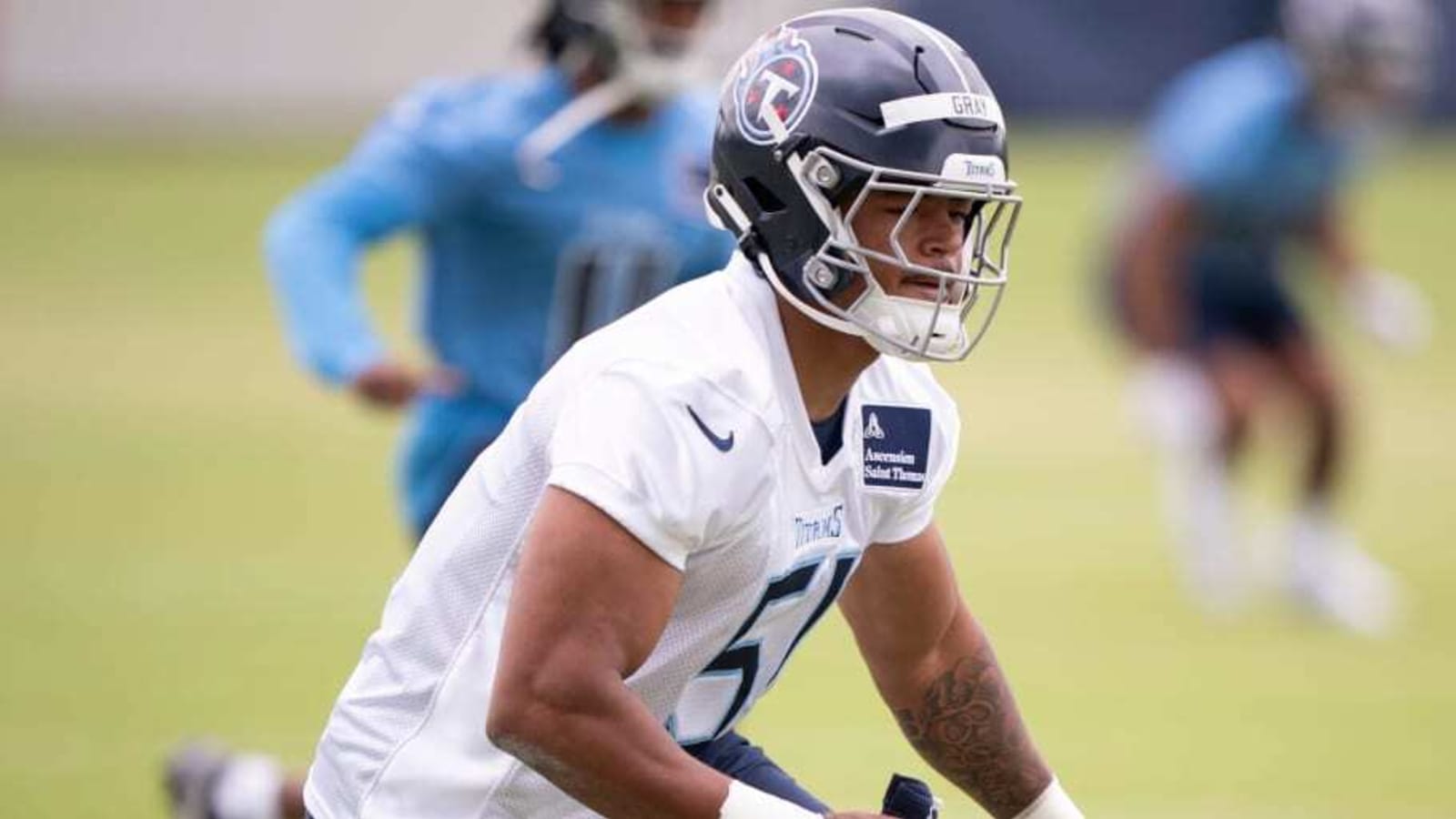 Titans Place Rookie LB on IR