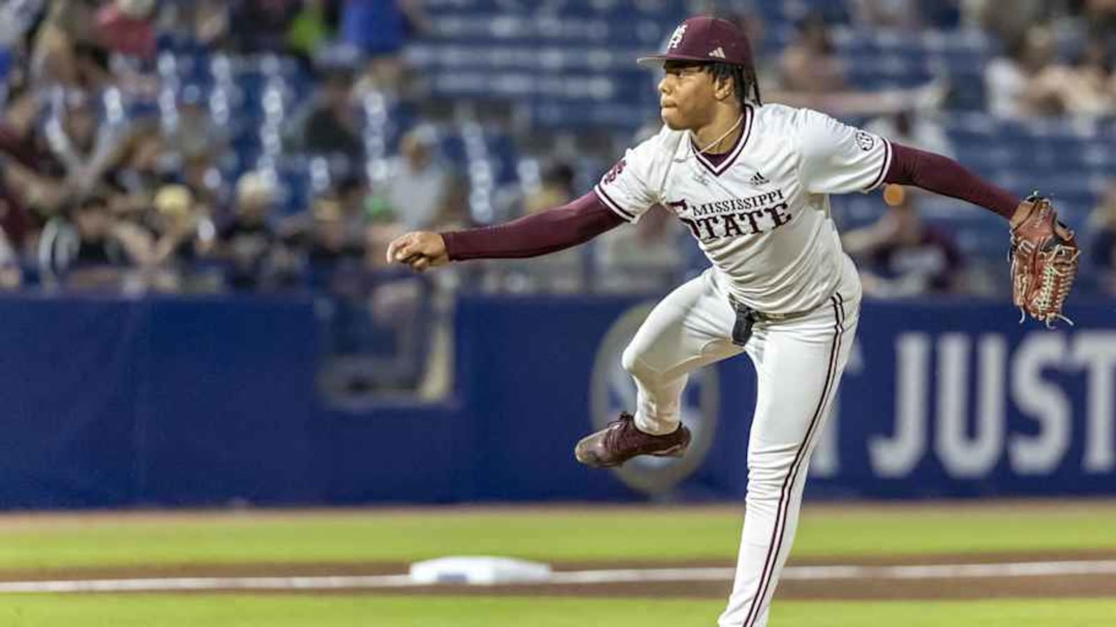 Seattle Mariners Switch-Pitcher Jurrangelo Cijntje Talks Plan For His Development