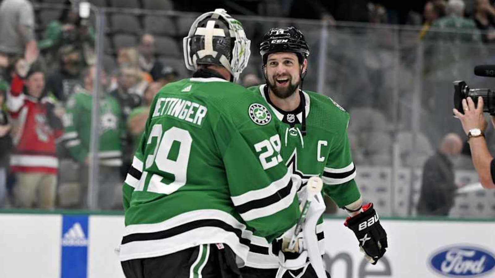 Stars Pause Contract Talks With Pending Free Agents