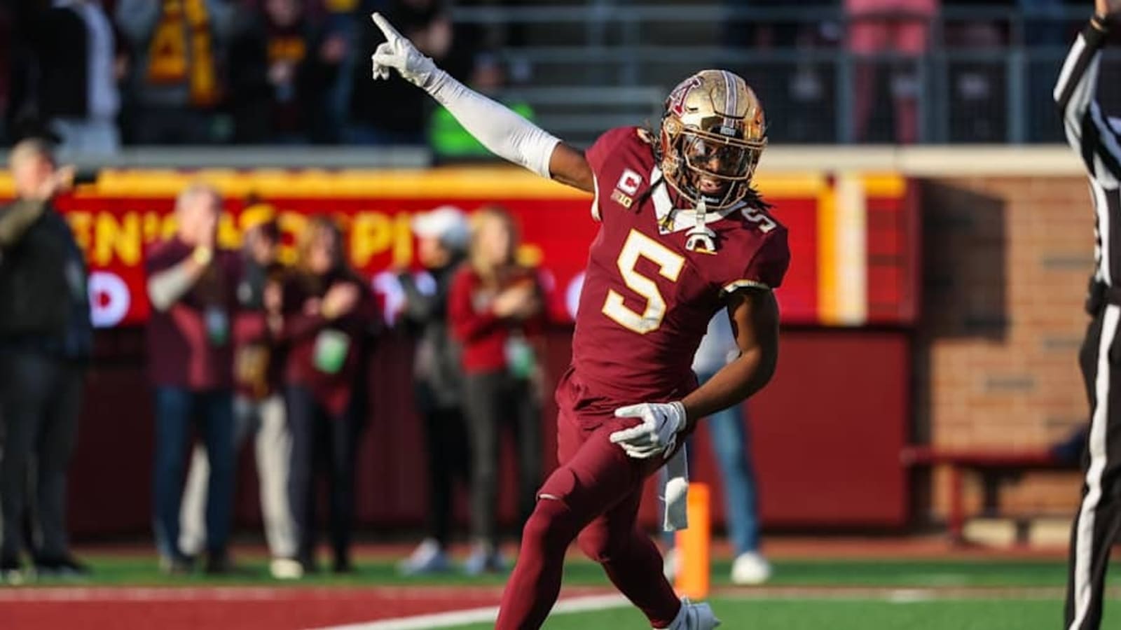 Justin Walley, Aireontae Ersery highlight six Gophers starters out for Duke&#39;s Mayo Bowl