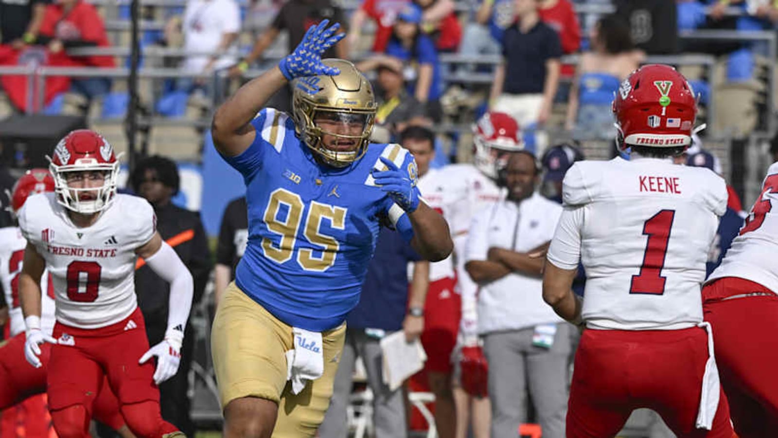 Oklahoma State Adds UCLA Defensive Lineman in Transfer Portal