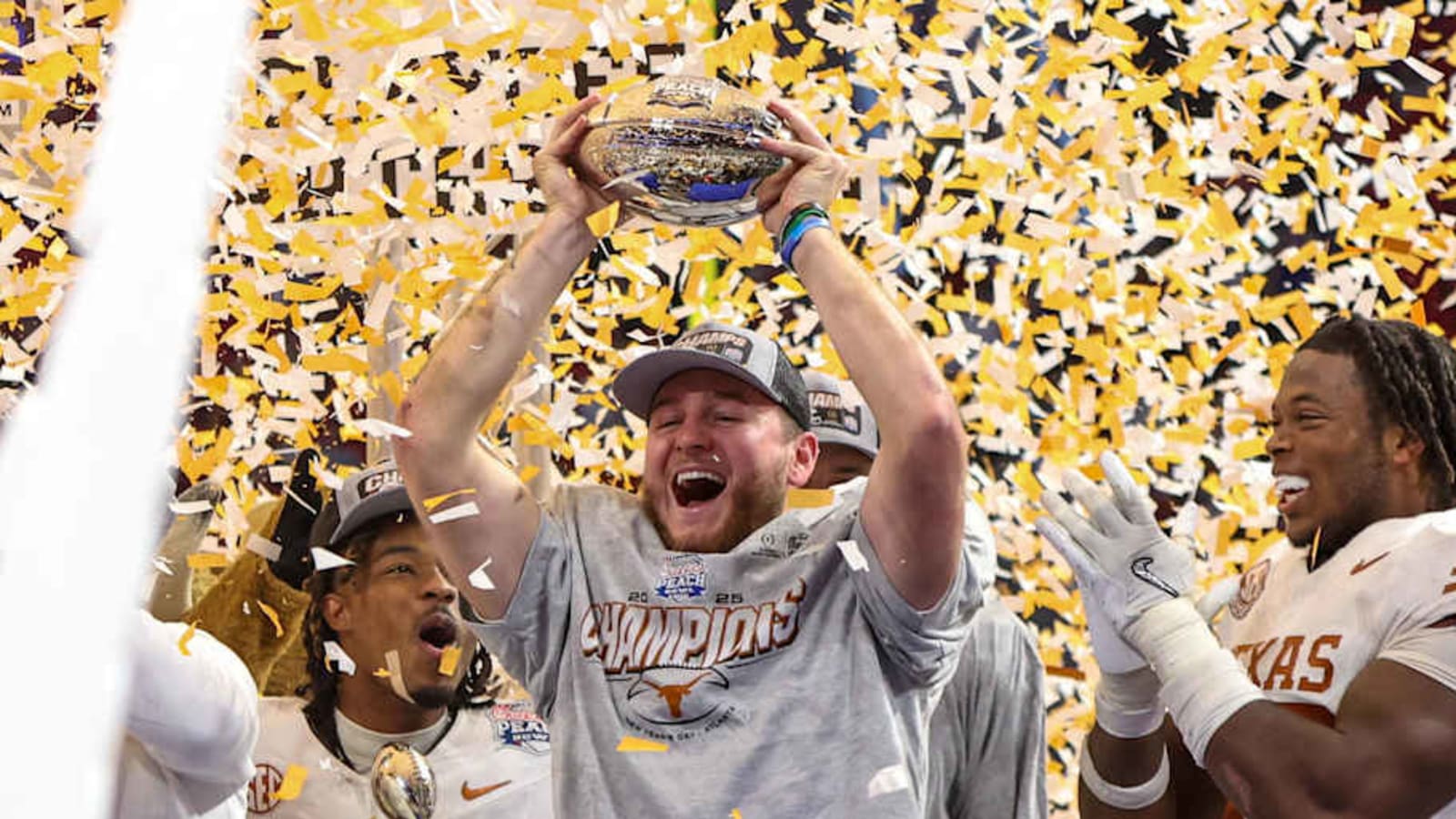 Cowboys linked to Texas QB on Day 3 of NFL Draft