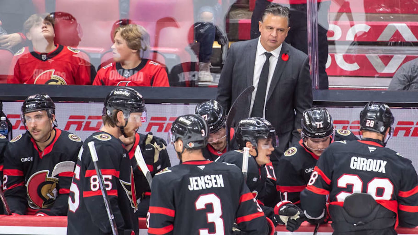Senators Coach Endorses Captain Despite Losing Streak