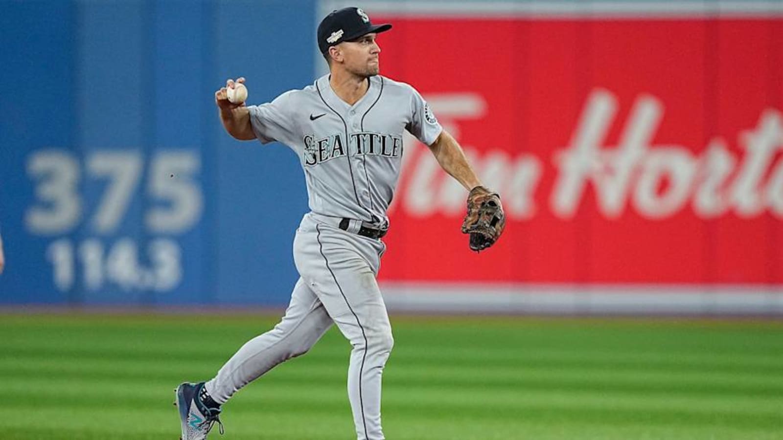 Former Seattle Mariners Infielder to Undergo Procedure For Nagging Injury