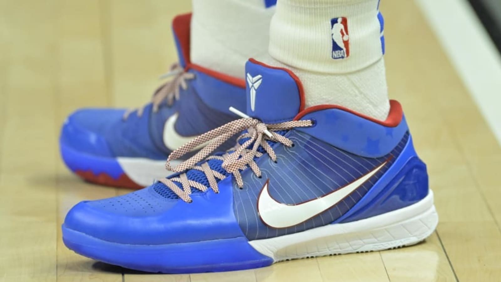 Paul George&#39;s Sneakers Teased His Move to Philadelphia 76ers