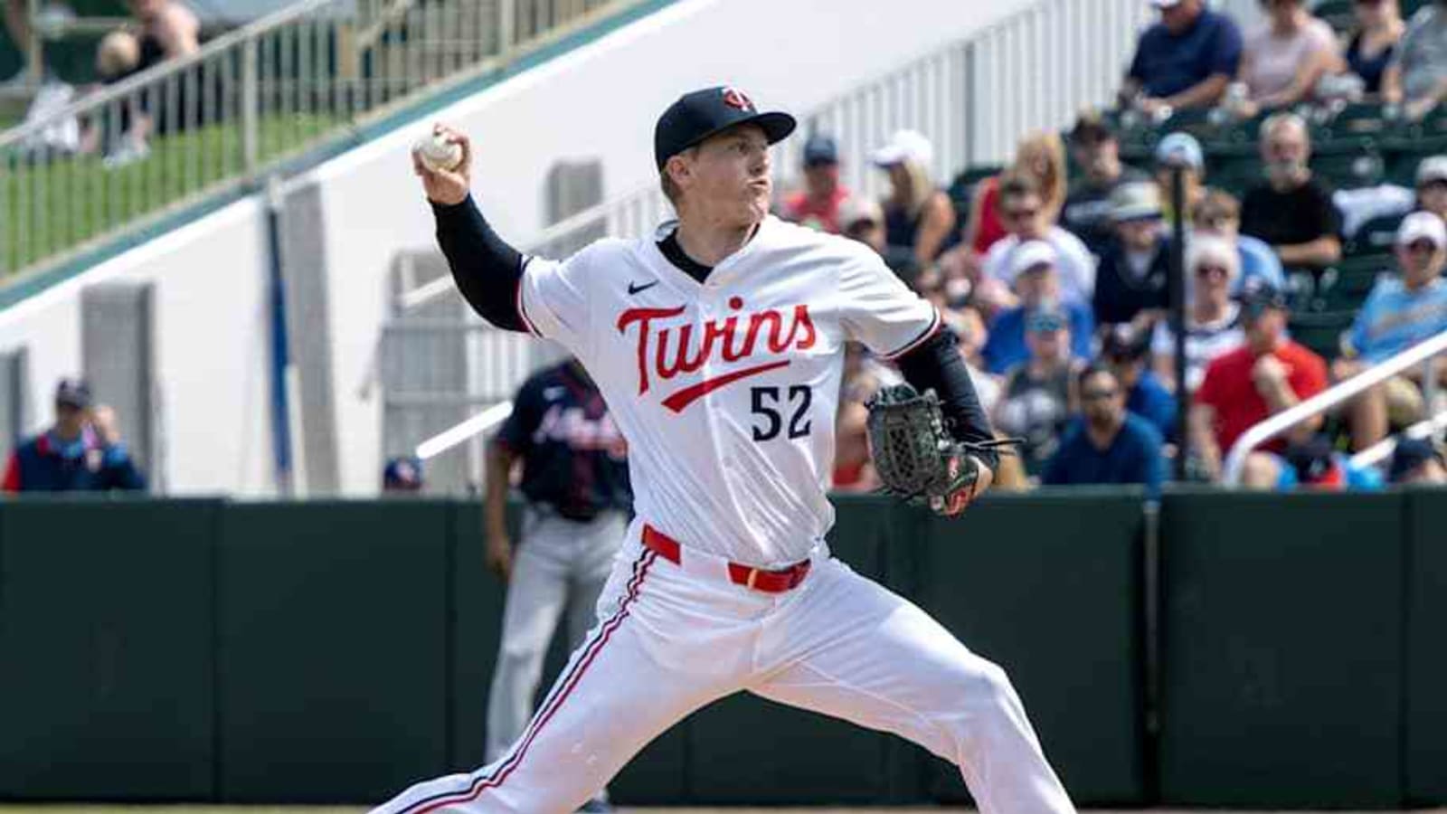 Zebby Matthews exits Twins-Yankees spring game with apparent injury