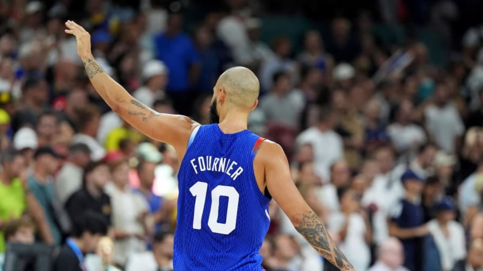 Former Knicks Help France Upset Canada