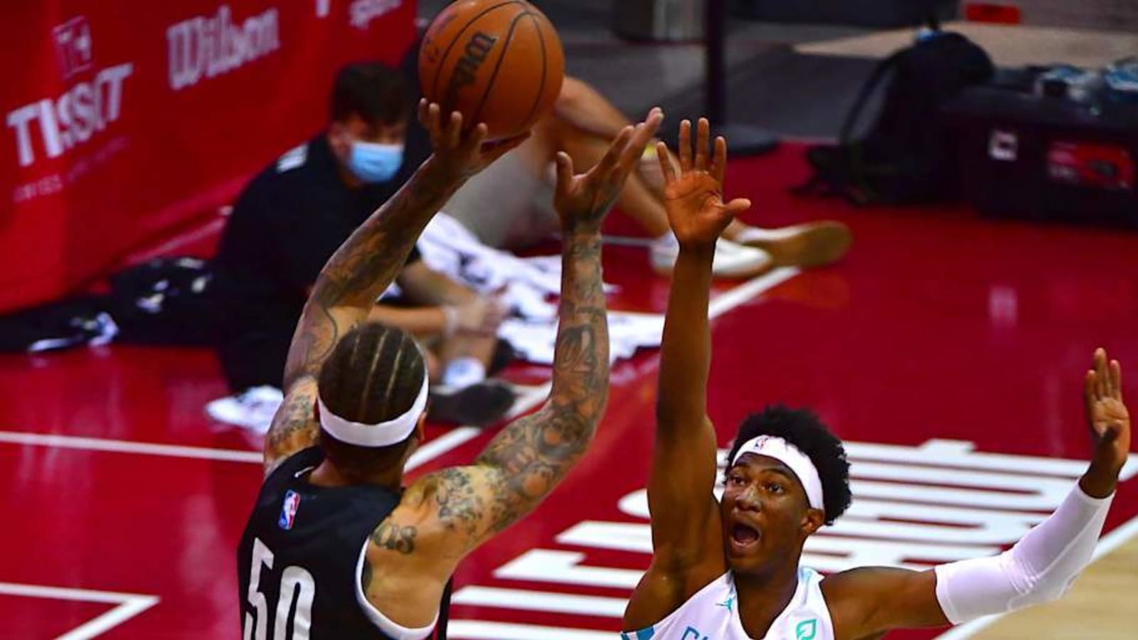 NBA Twitter Rallies Behind Former K-State&#39;s Michael Beasley In 1v1 With Lance Stephenson