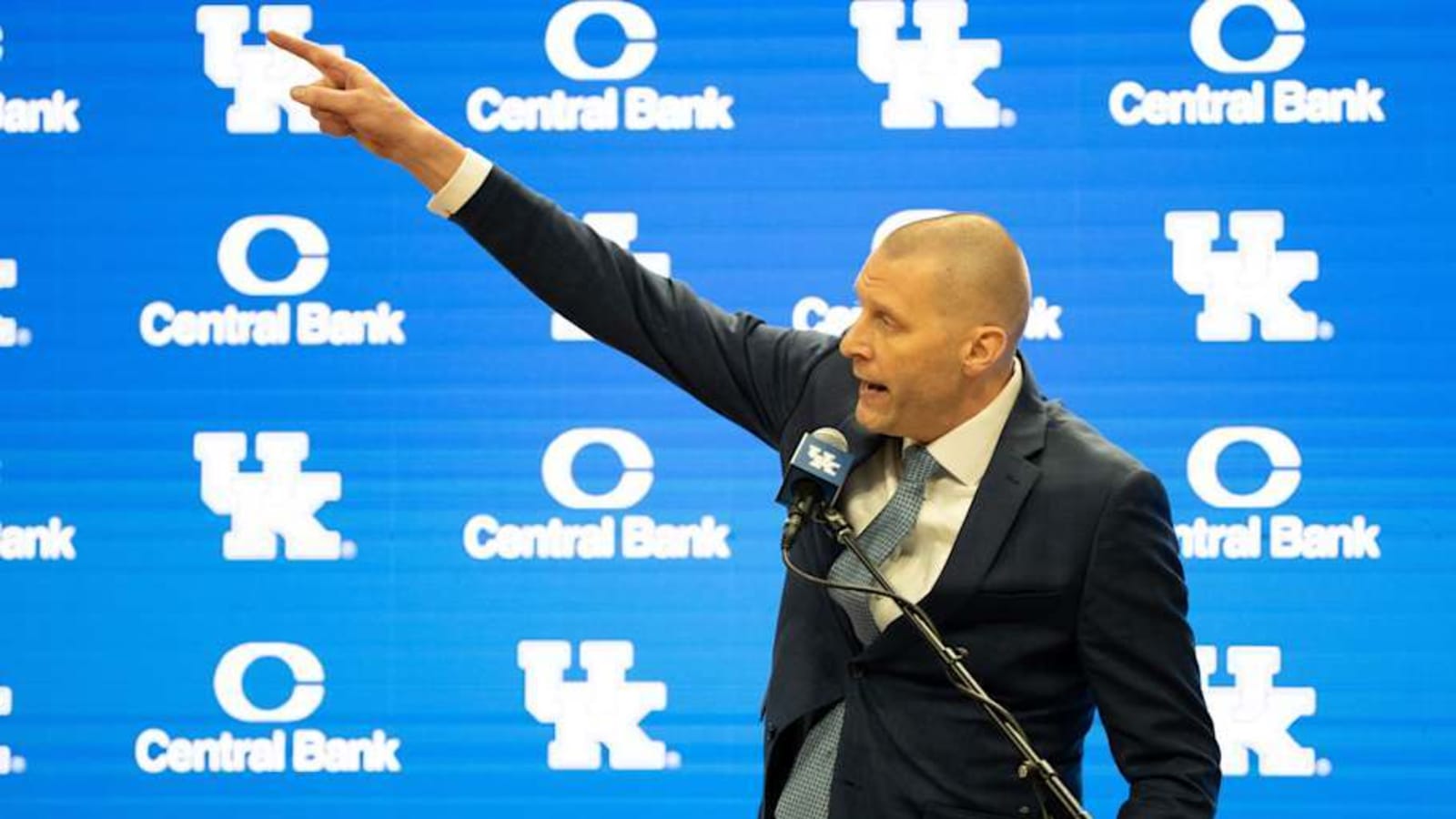 Mark Pope is changing the standard at Kentucky with an updated look in the practice facility