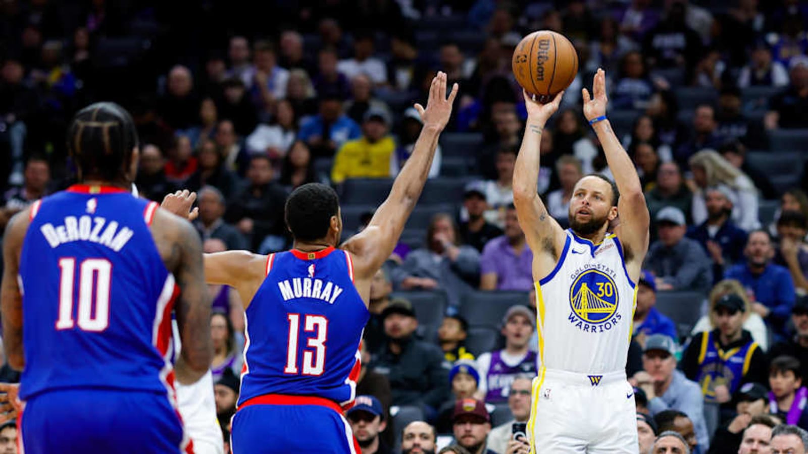 Kings Fall Flat in Blowout Loss to Warriors