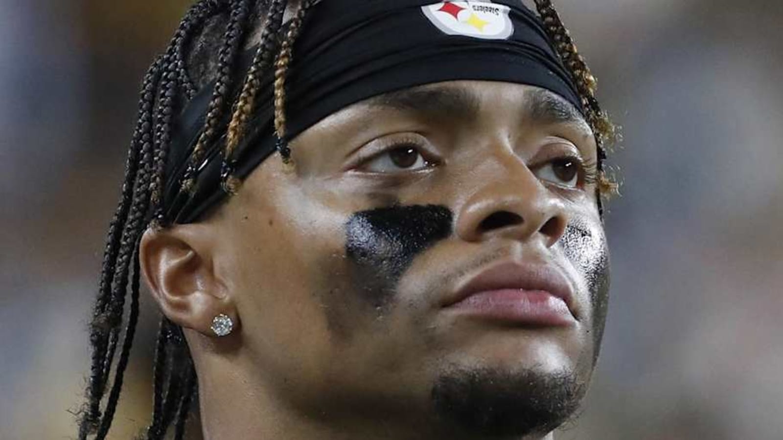 ESPN Gives Jets Solid Grade For Justin Fields Signing, Notes &#39;Red Flag&#39;