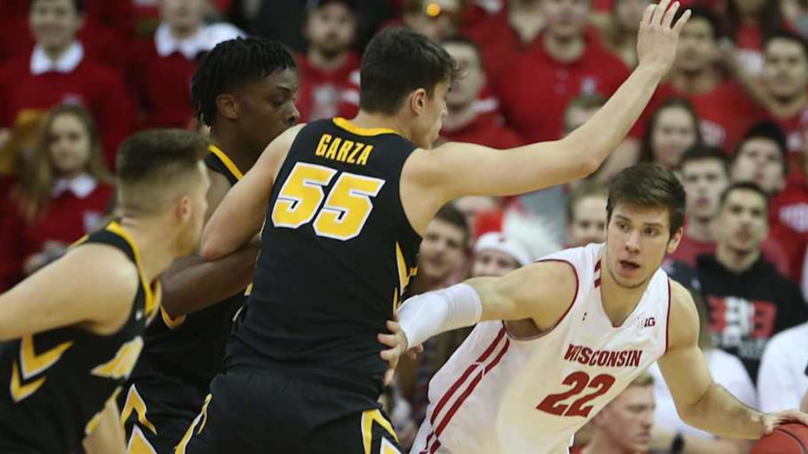 Five Best Iowa Hawkeyes Men’s Basketball Players of All-Time