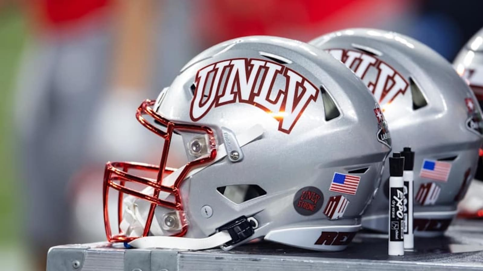UNLV Defensive Coordinator Zach Arnett Resigns After Short Stint in Vegas
