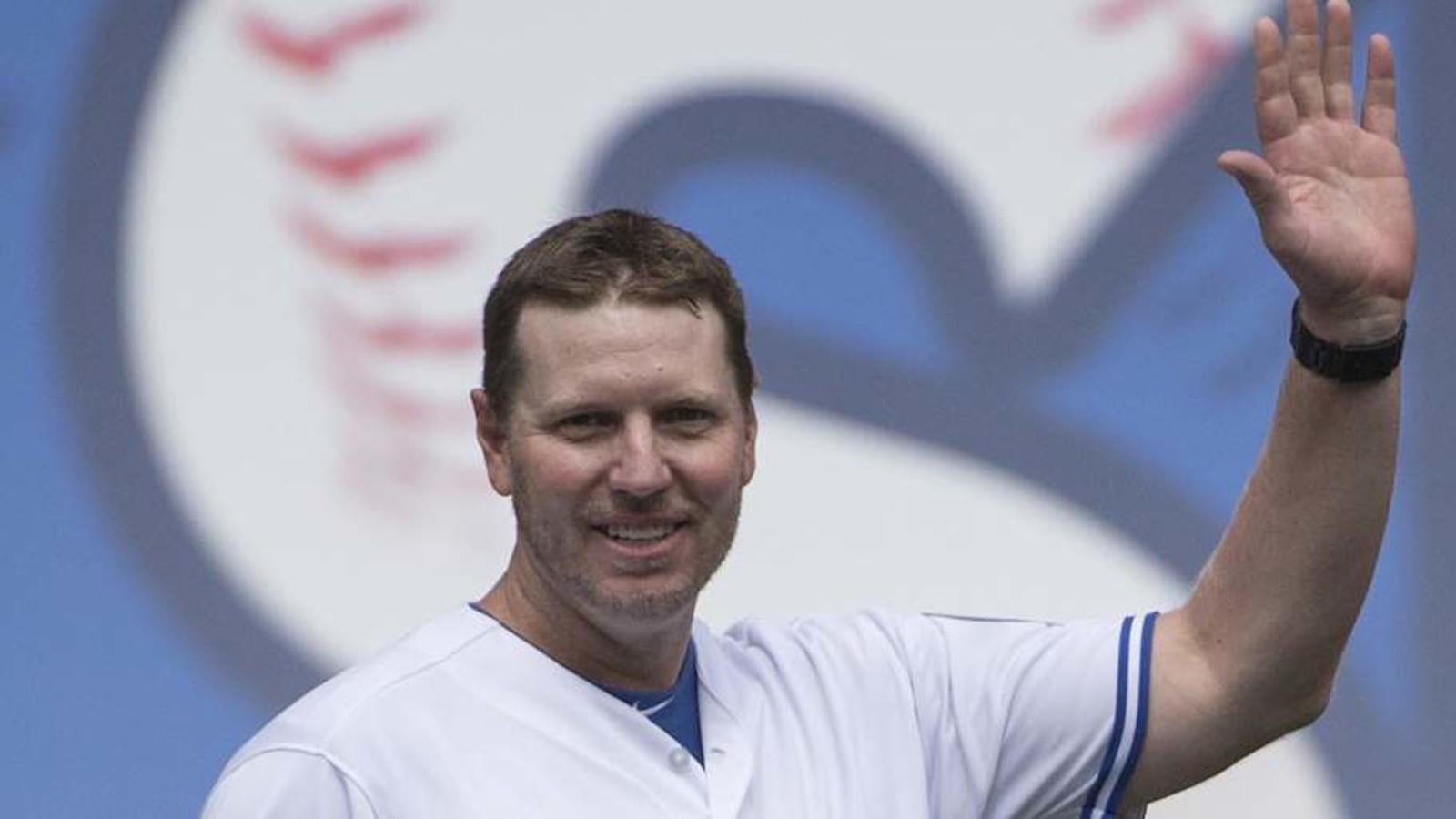 Toronto Blue Jays Traded Hall of Famer Roy Halladay 15 Years Ago Monday