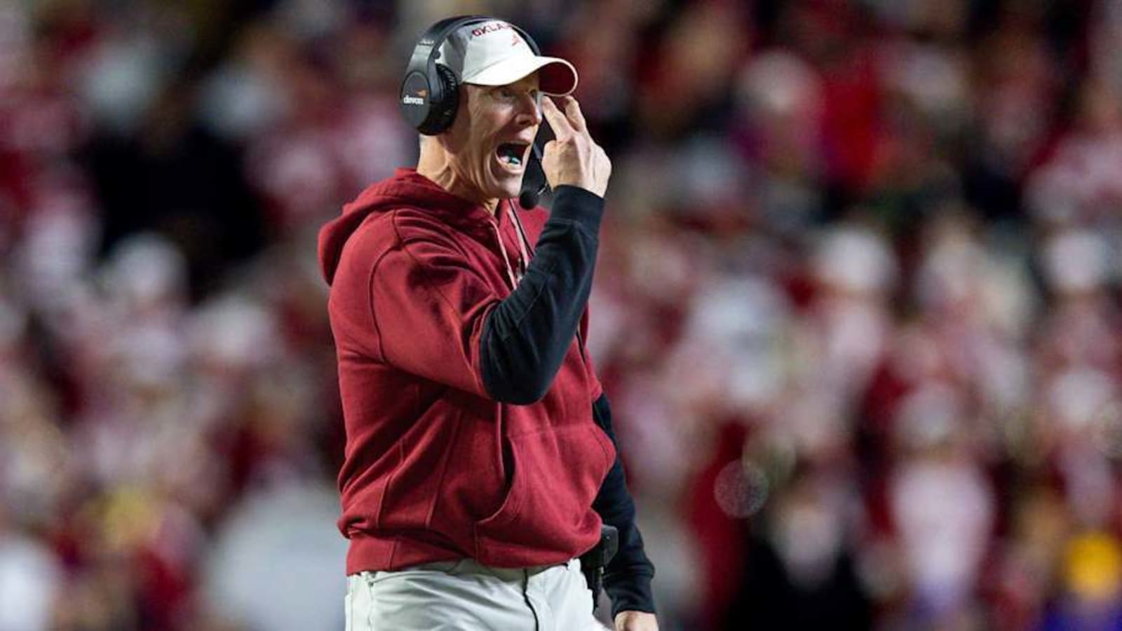 Brent Venables: Oklahoma Was &#39;Preparing&#39; for Roster Hits at Receiver