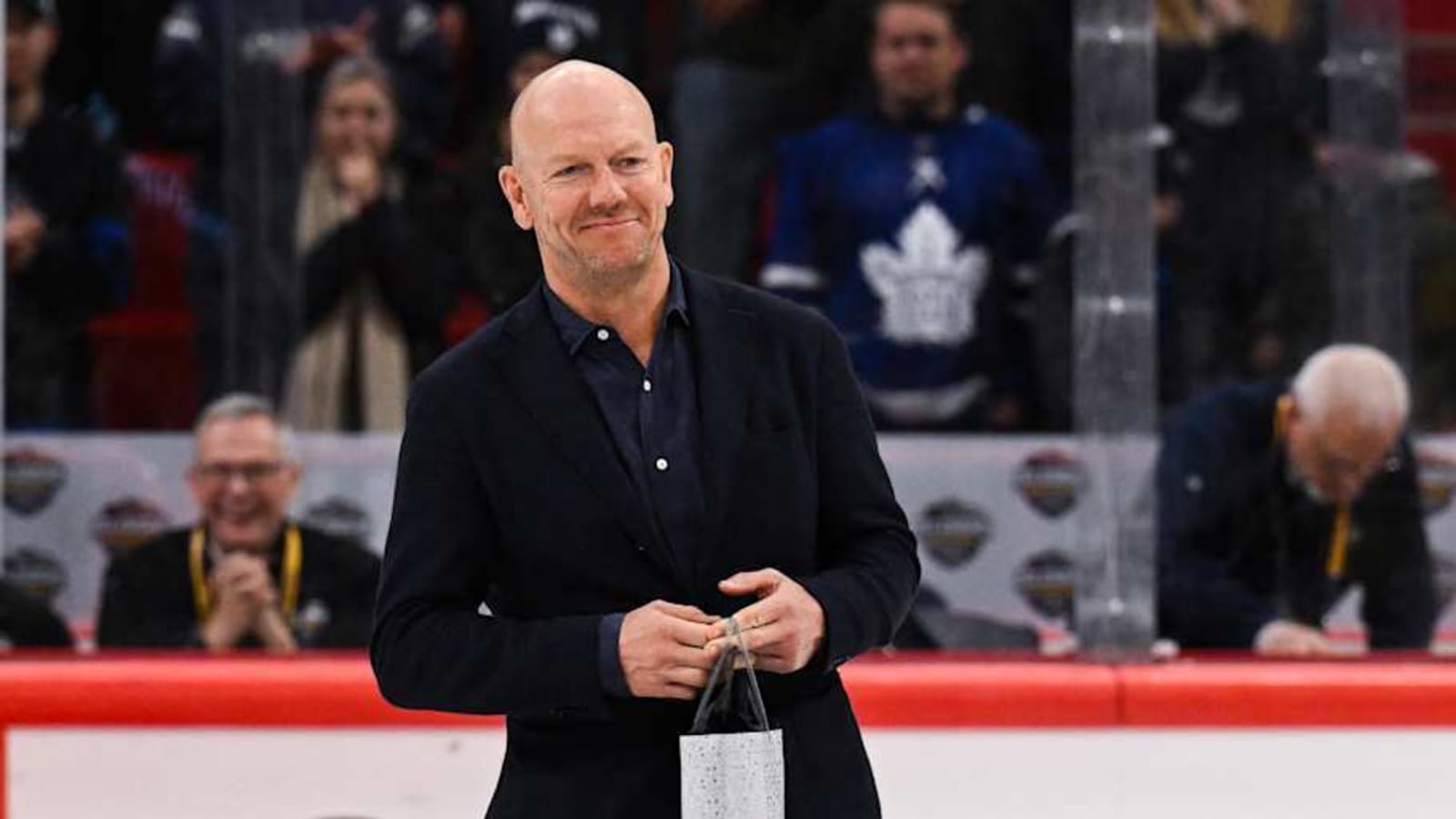 Maple Leafs Legend Recreates Picture With NBA Icon