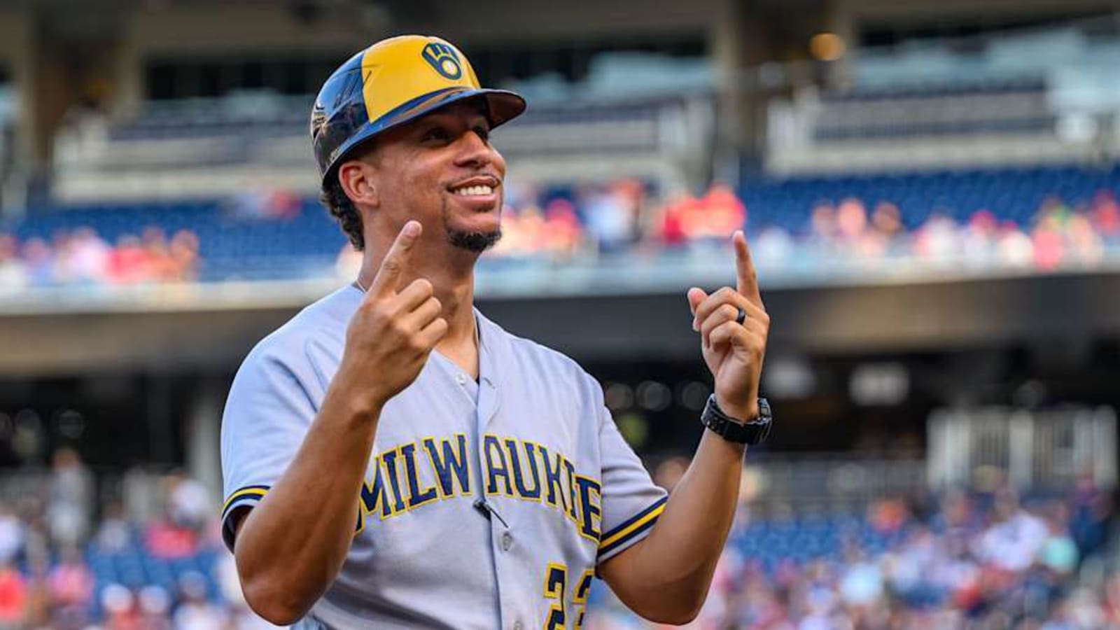 Chicago Cubs Reportedly Hiring Milwaukee Brewers&#39; Quintin Berry as Third Base Coach