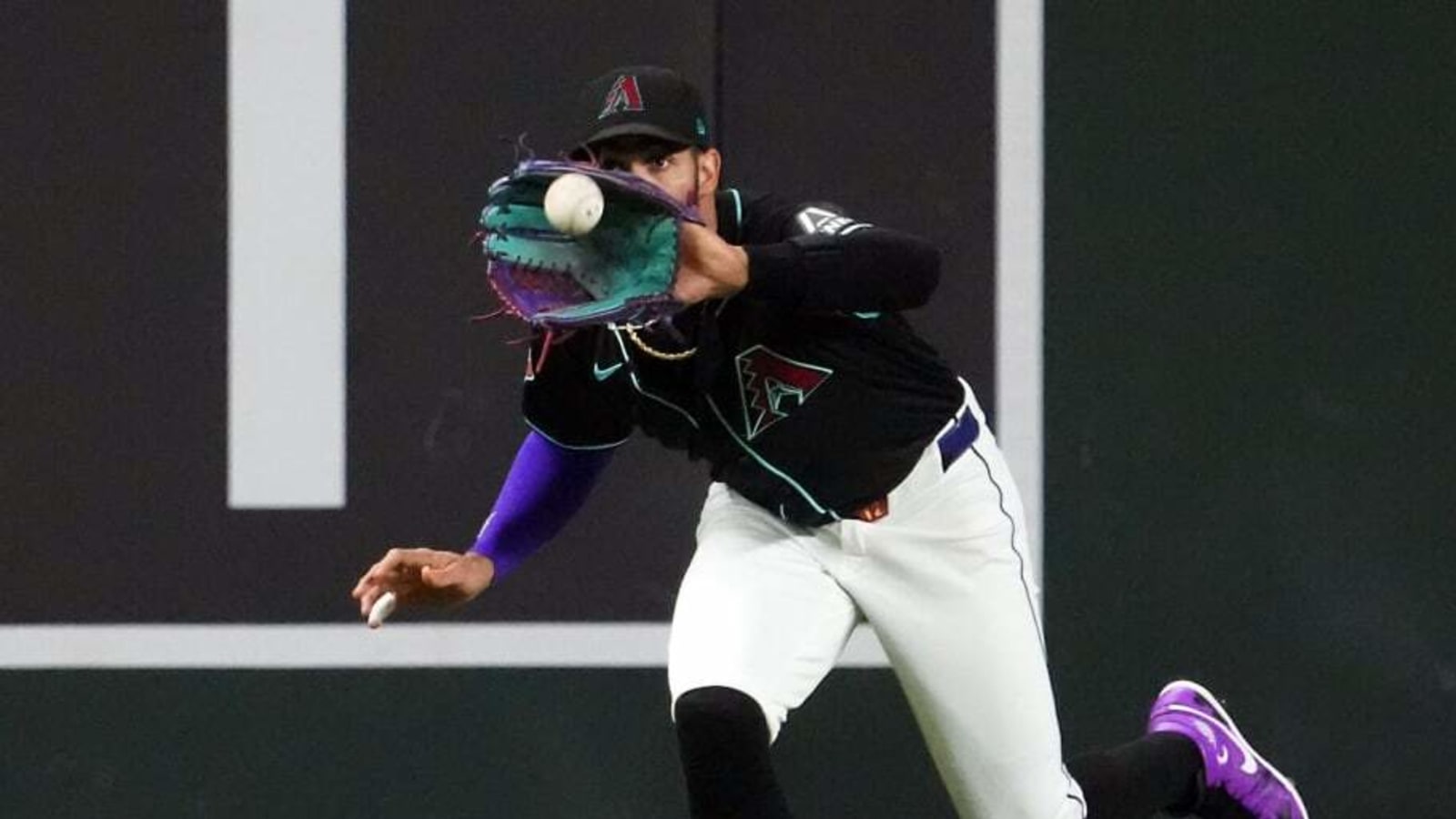 Lourdes Gurriel Jr. Removed from D-backs Game with Hamstring Injury