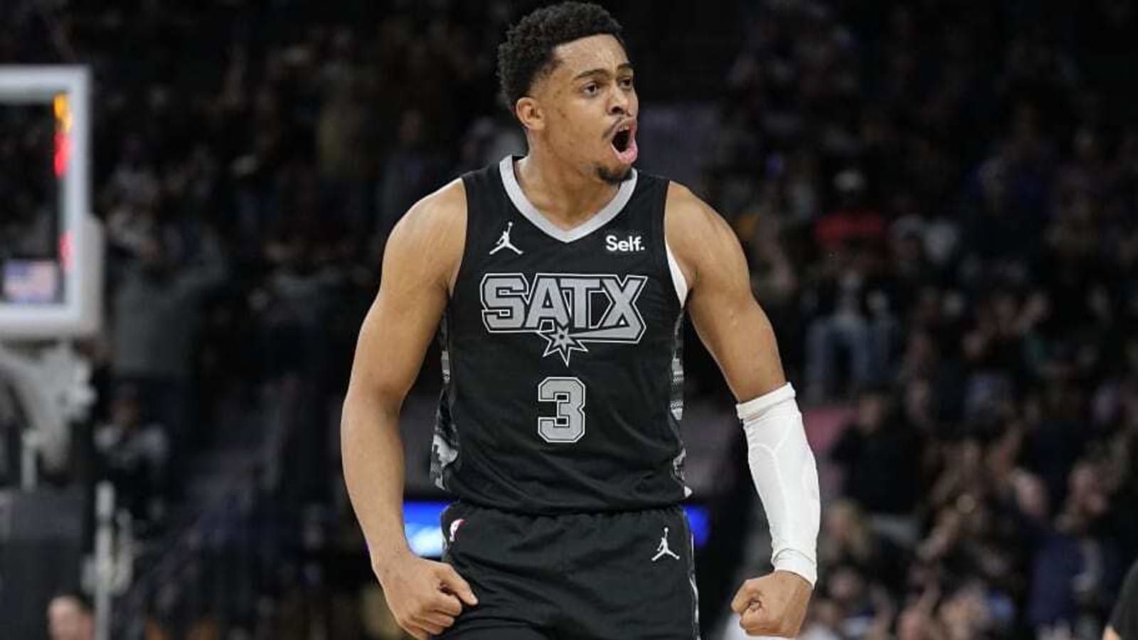 Spurs Season-In-Review: Keldon Johnson Adapts to Newfound Bench Role