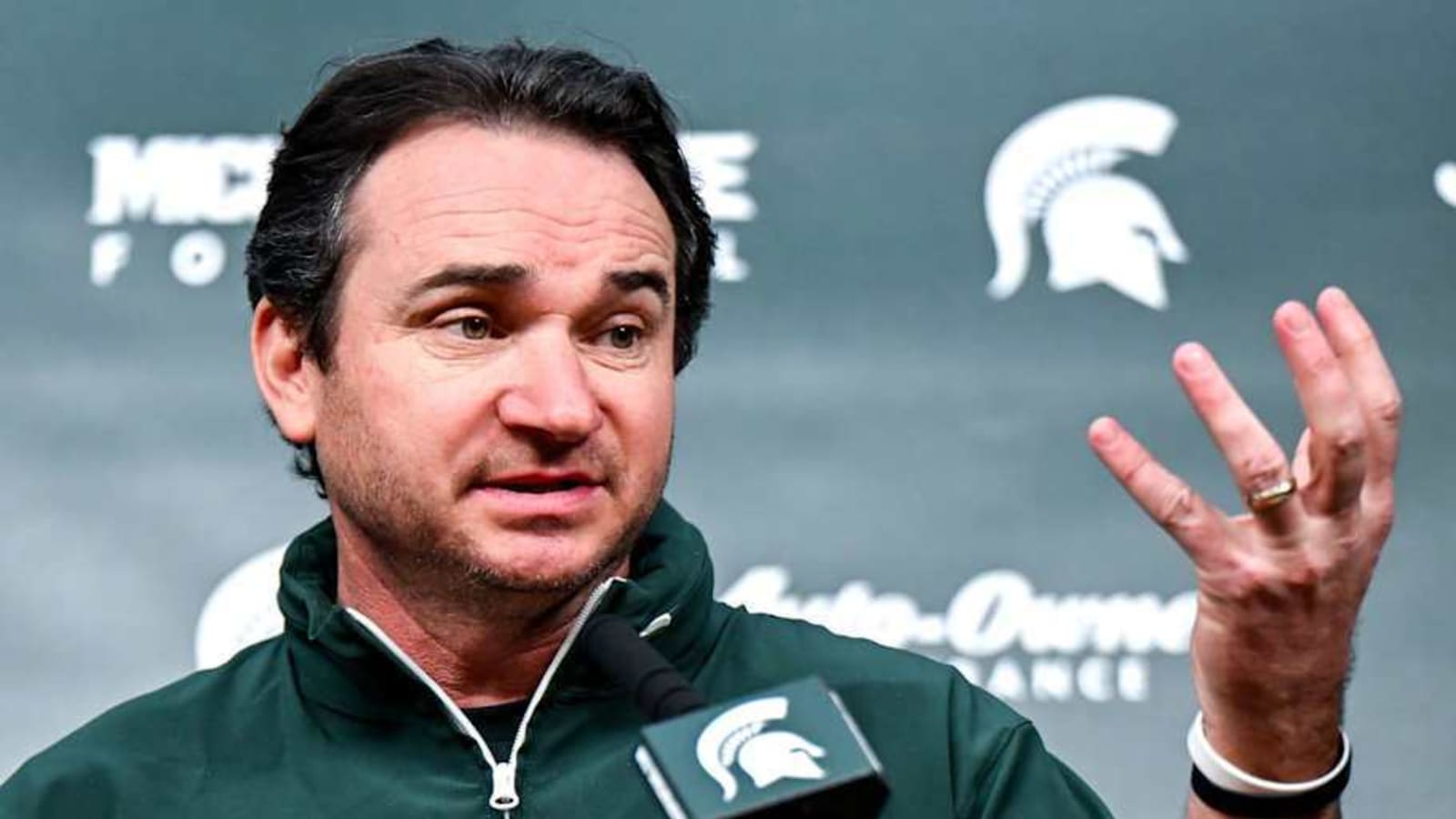Spartans Enter Recruiting Battle, Offer 2026 Tight End