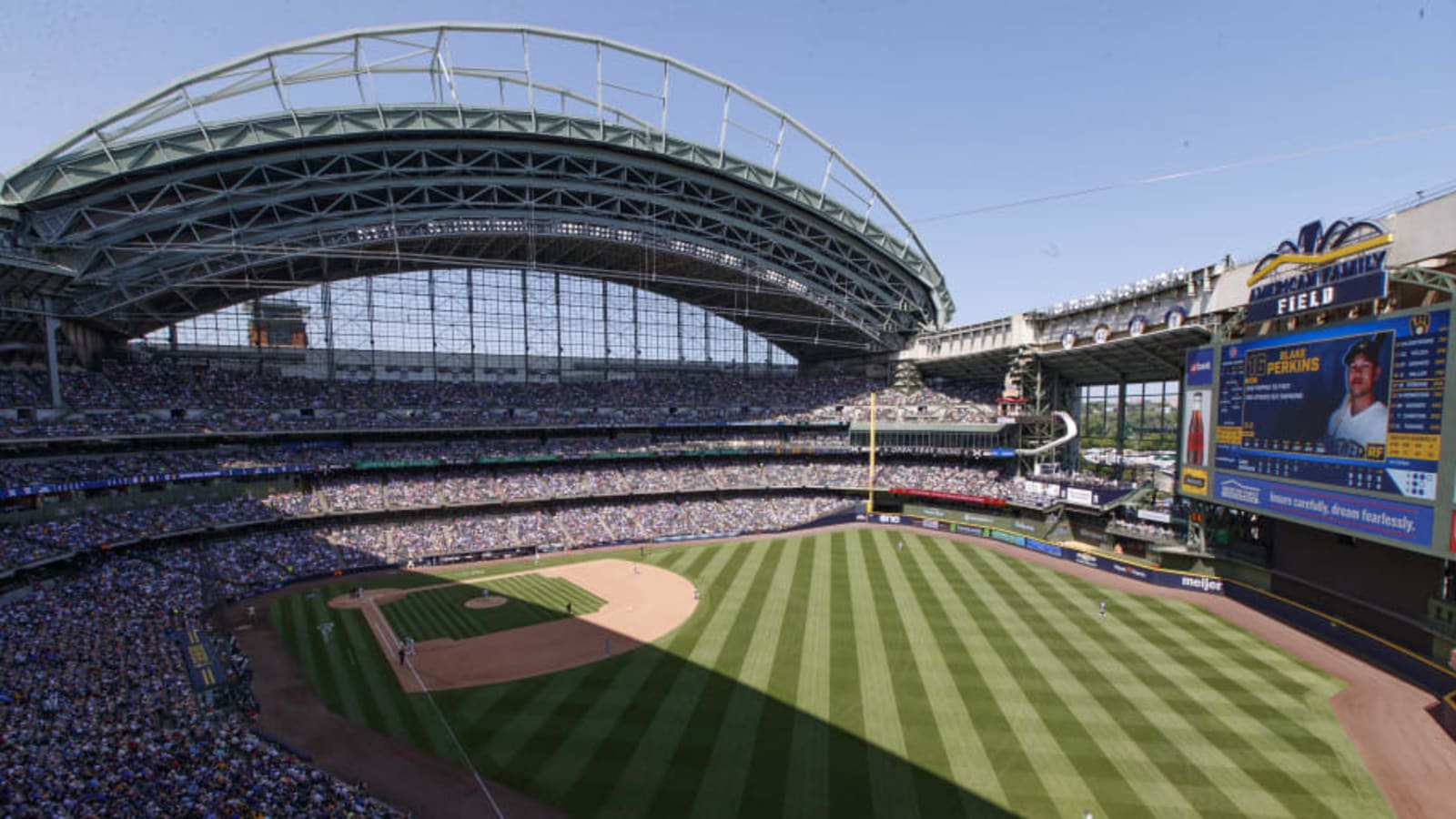 MLB Insider Dubs Brewers Trade Deadline Acquisition "Weirdest" Across League