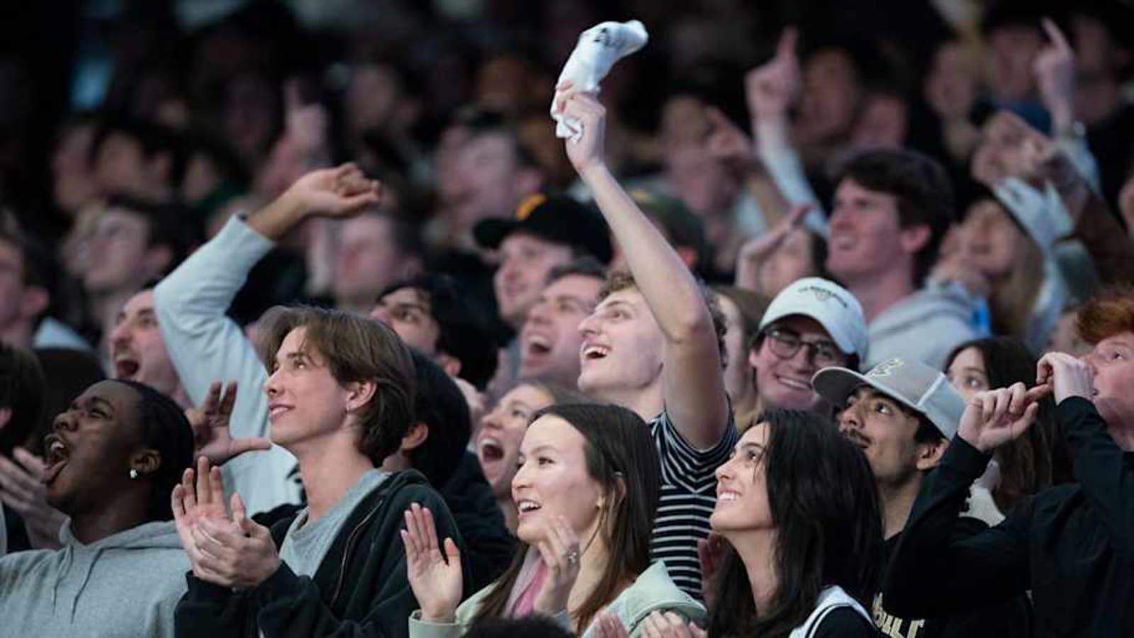 Vanderbilt Commodores Turning Memorial Gymnasium Into House of Horrors