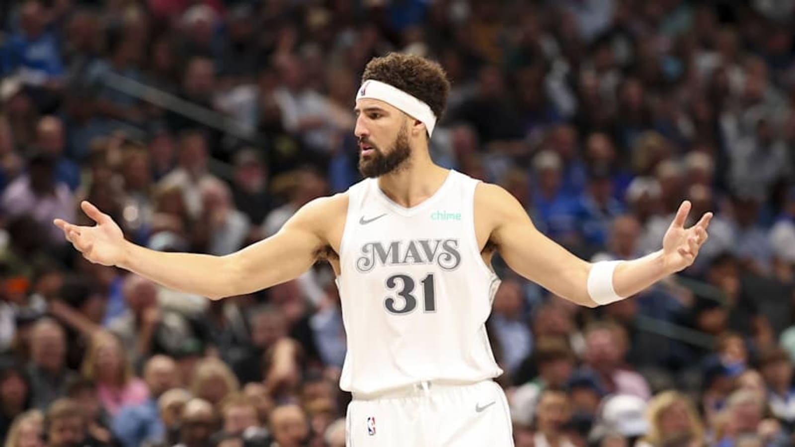 Grading Klay Thompson's Start With the Dallas Mavericks