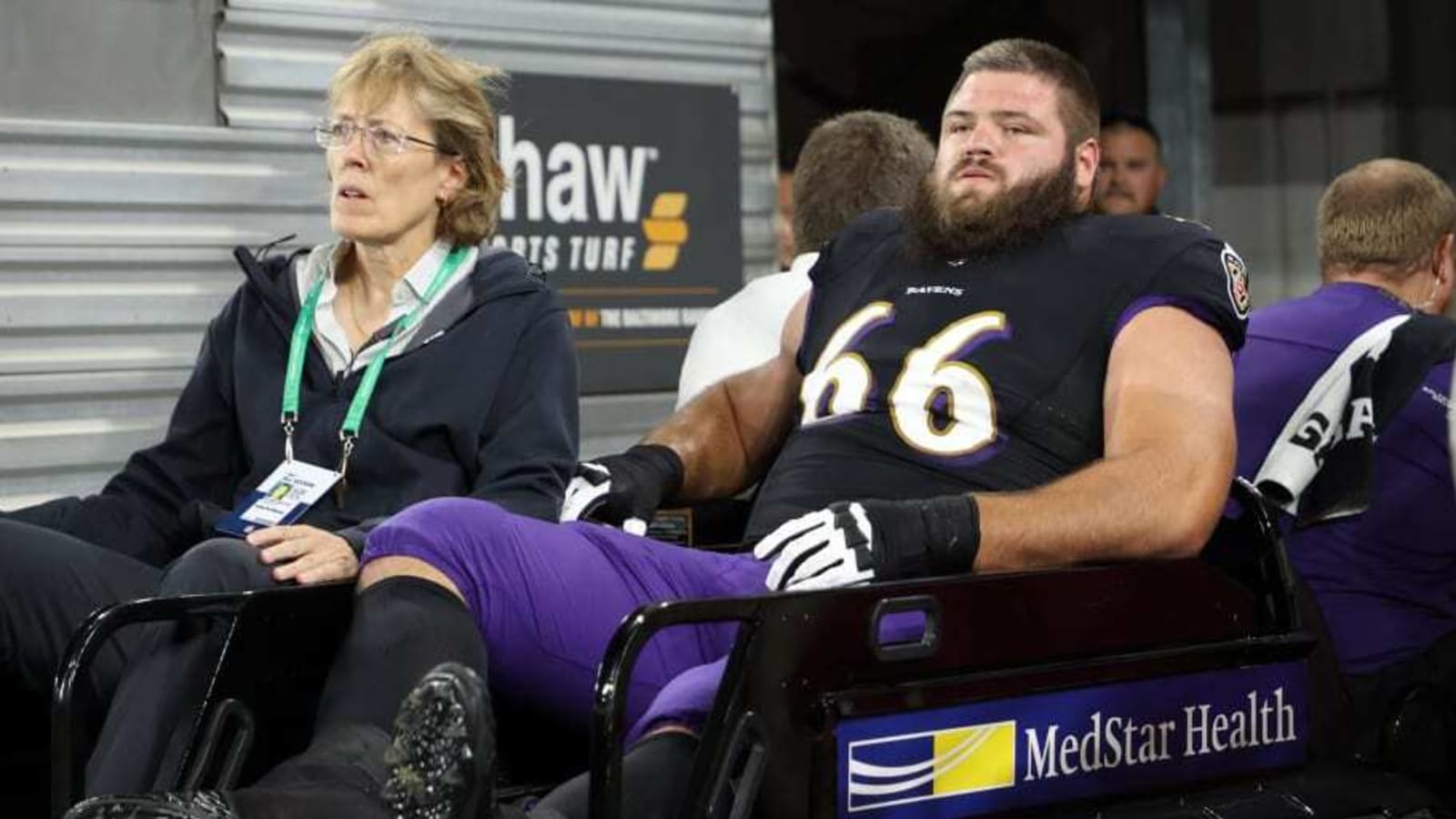 Ravens Guard Leaves Practice With Head Injury