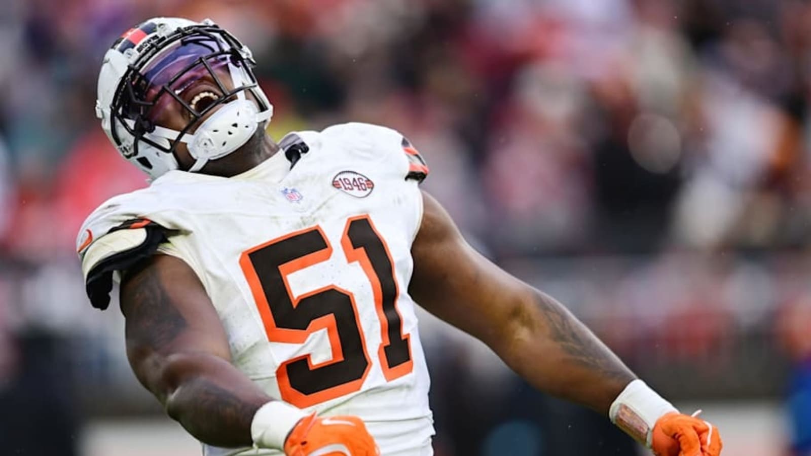Browns Rookie Carted Off With Knee Injury Against Ravens