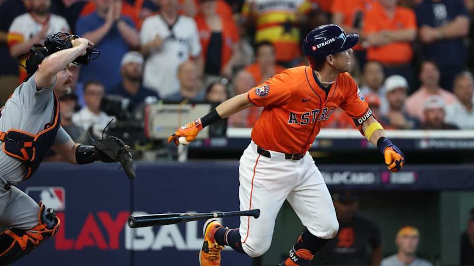 Houston Astros Avoid Arbitration With Utility-Man, Settle at $5 Million