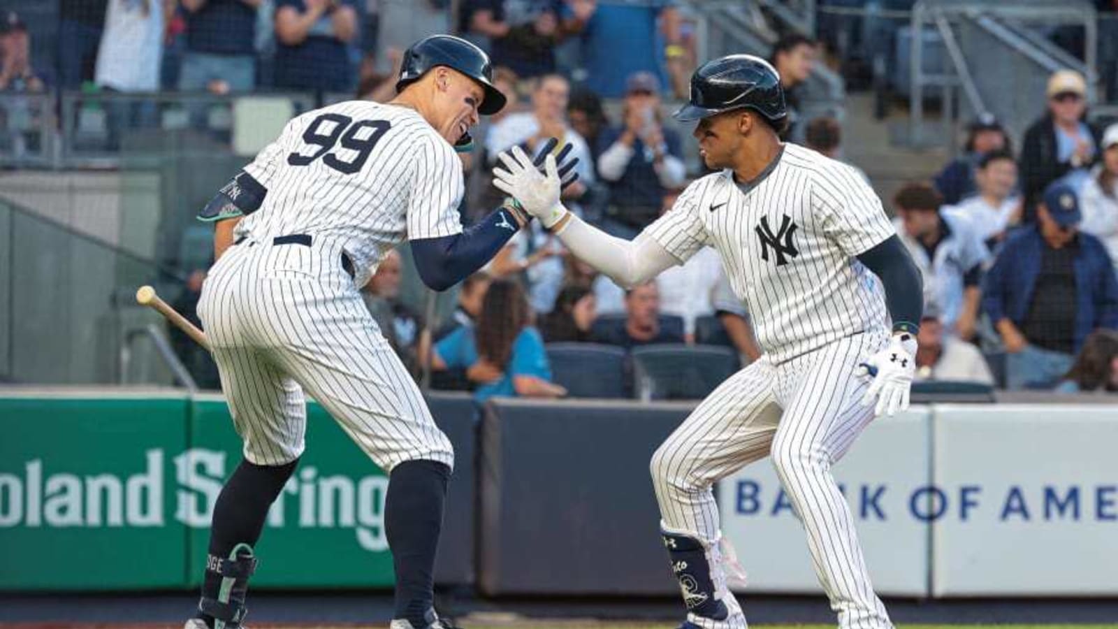 New York Yankees' Juan Soto, Aaron Judge Make History With Back-to-Back Home Runs