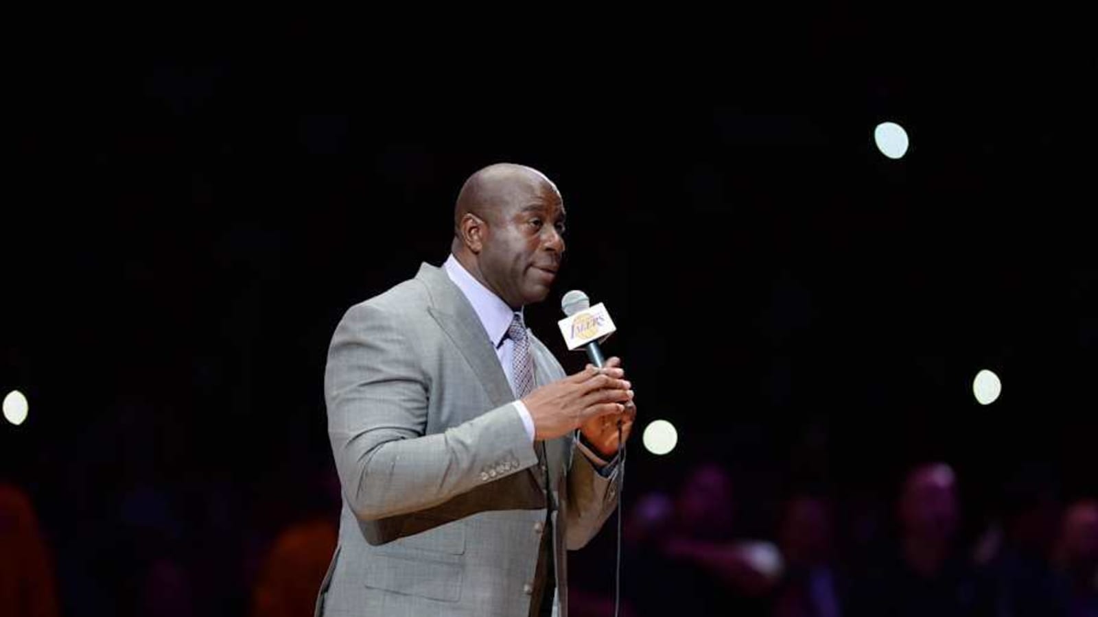 Lakers Legend Magic Johnson Sends Message To Devin Booker