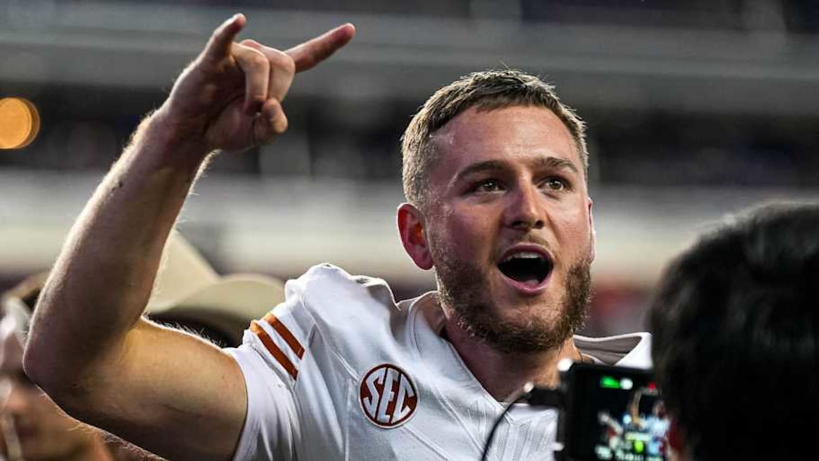 Quinn Ewers injury update: Texas QB at full health for Clemson game