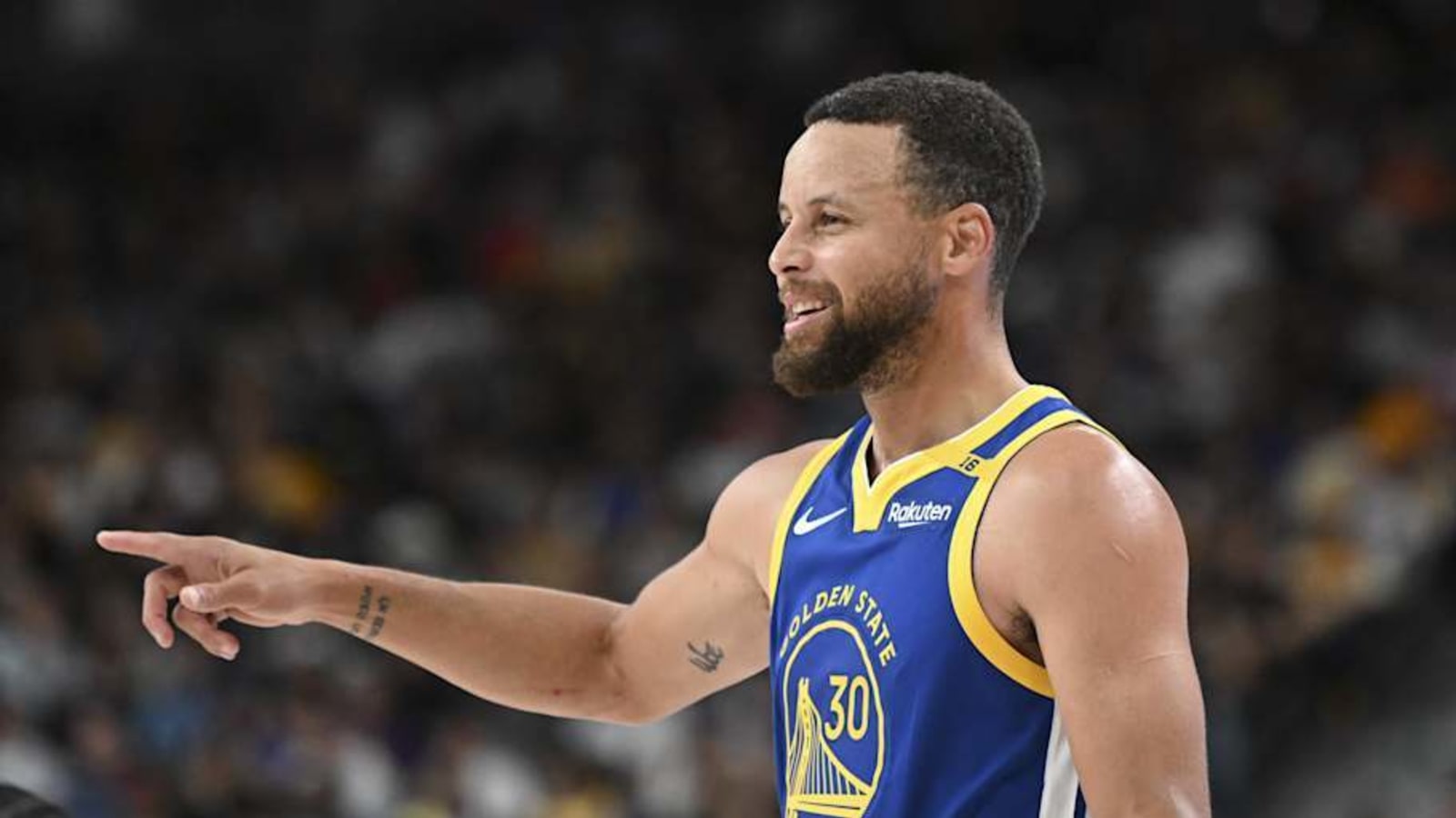 Warriors Fans React to Steph Curry Injury Update Before NBA Season