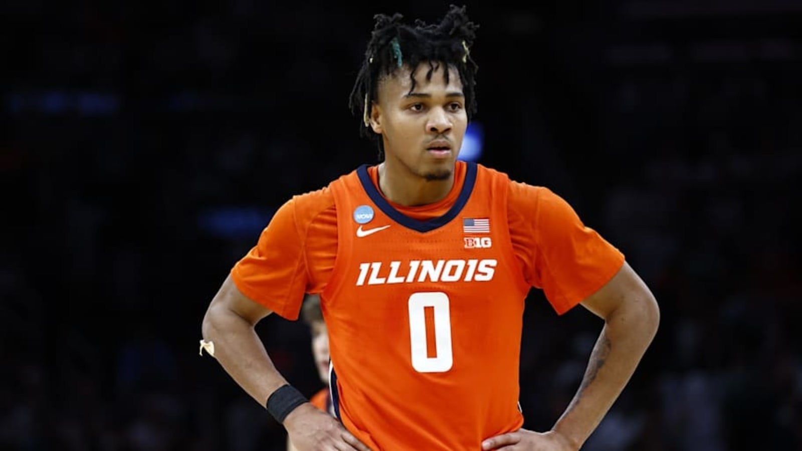 Illinois screws up banner for Terrence Shannon Jr.&#39;s jersey retirement