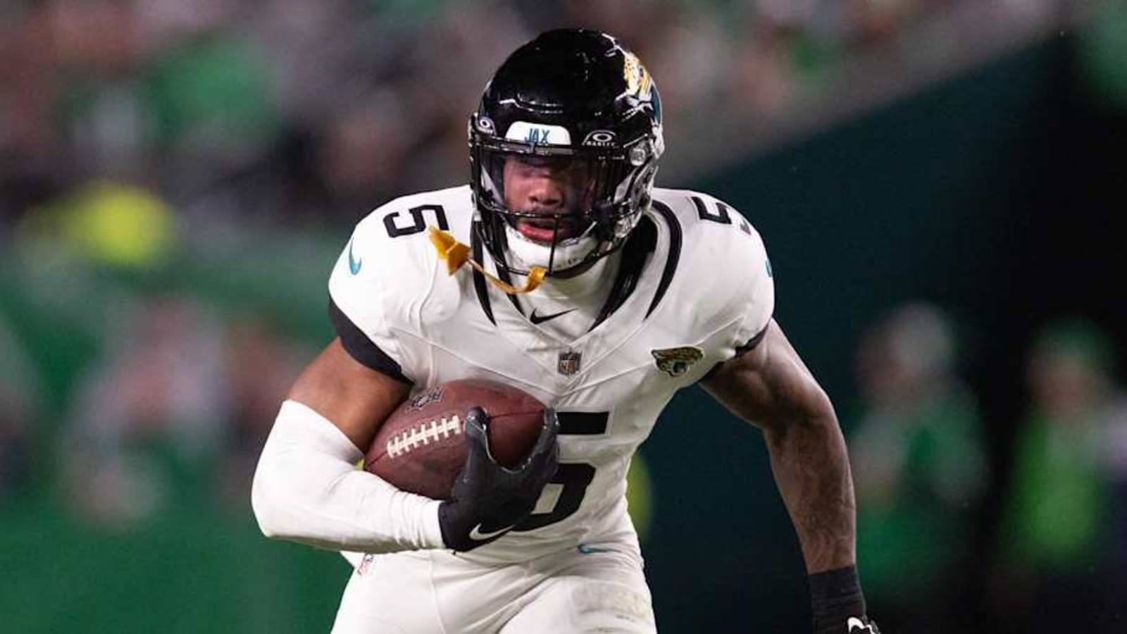 Former Jaguars DB Sounds Off on Shedeur Sanders