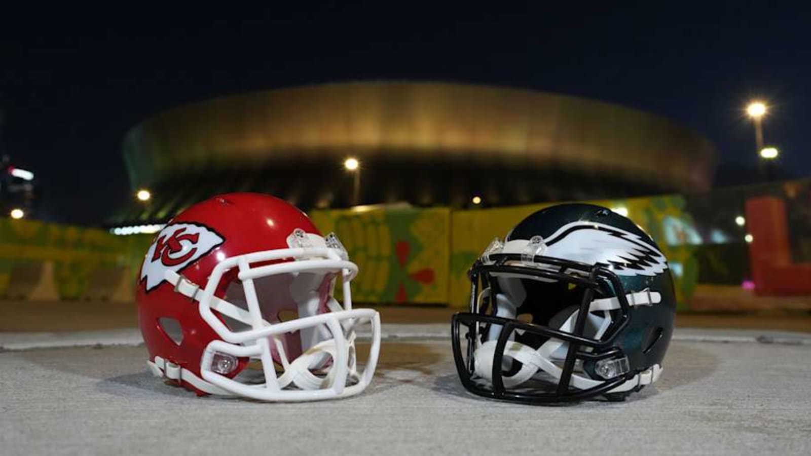 NFL Analyst Throws Out Intriguing Chiefs-Eagles Trade