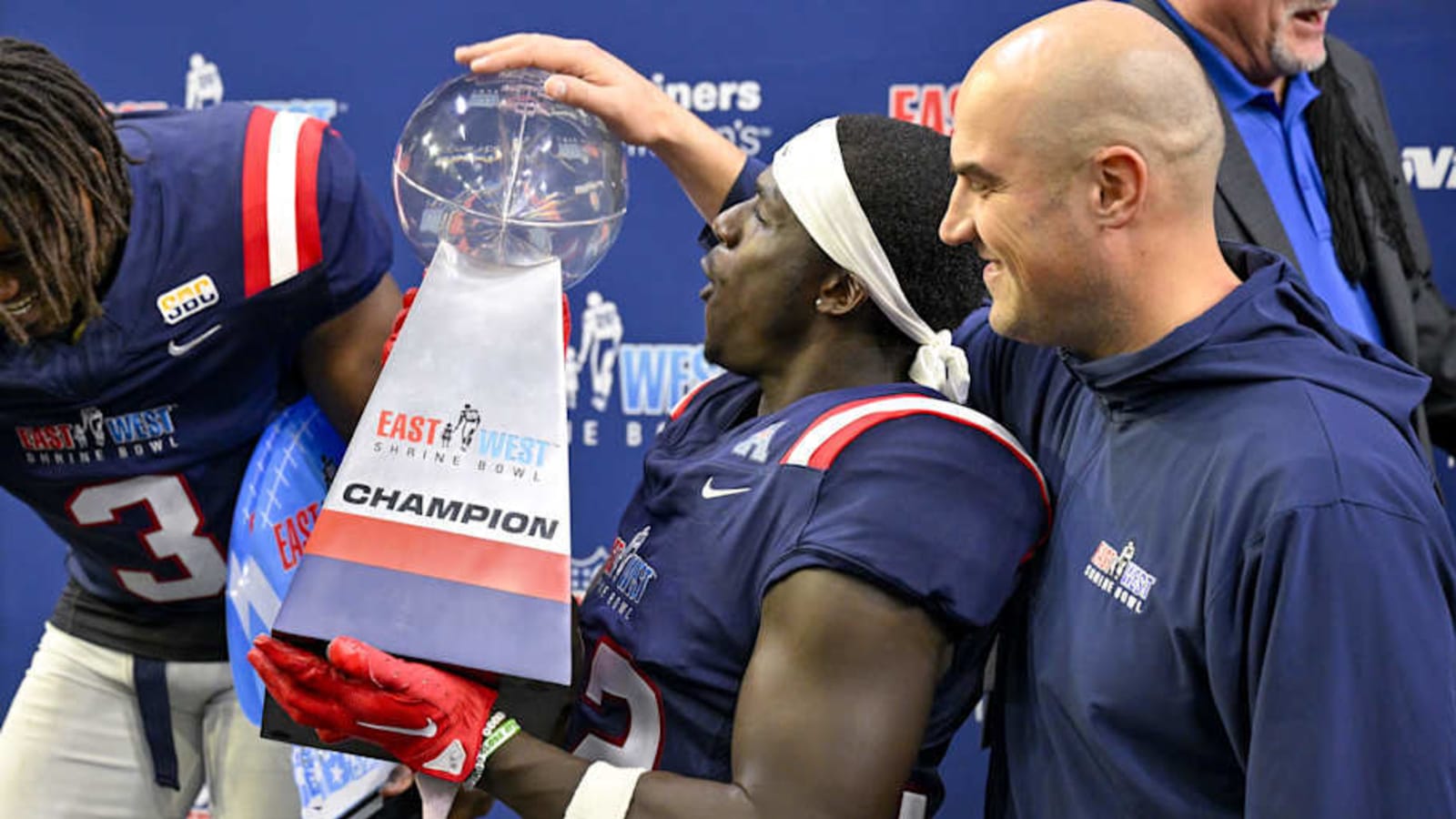 Pondering Theories Behind Mike Kafka&#39;s Bears Coaching Interview