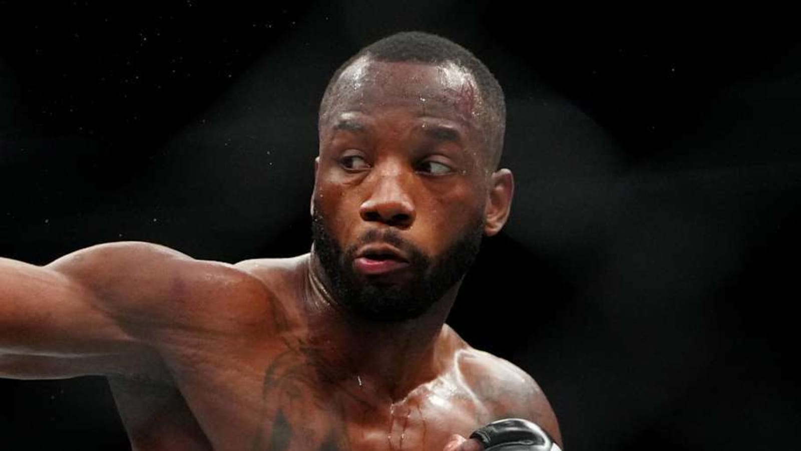 Leon Edwards snubs concerns of fight threatening injury ahead of UFC London