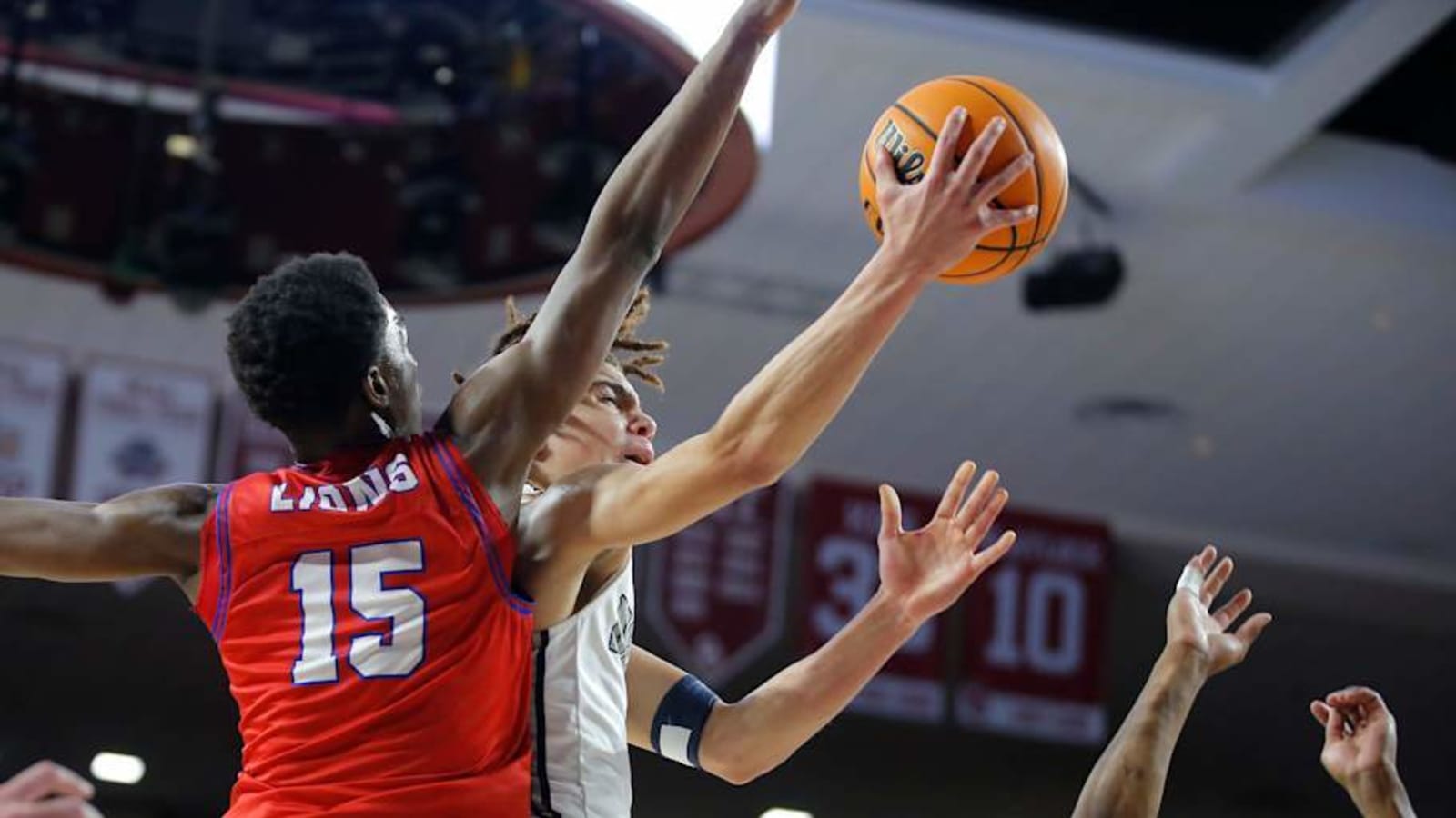 Mizzou Guard Takes Inspiration from Shai Gilgeous-Alexander