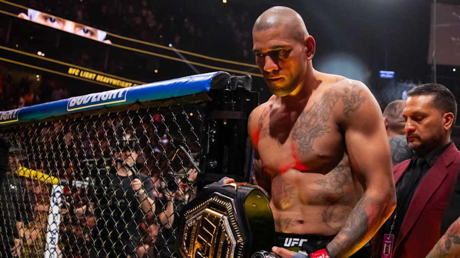 UFC 310 Rumor Killer Regarding Light Heavyweight Champion Alex Pereira