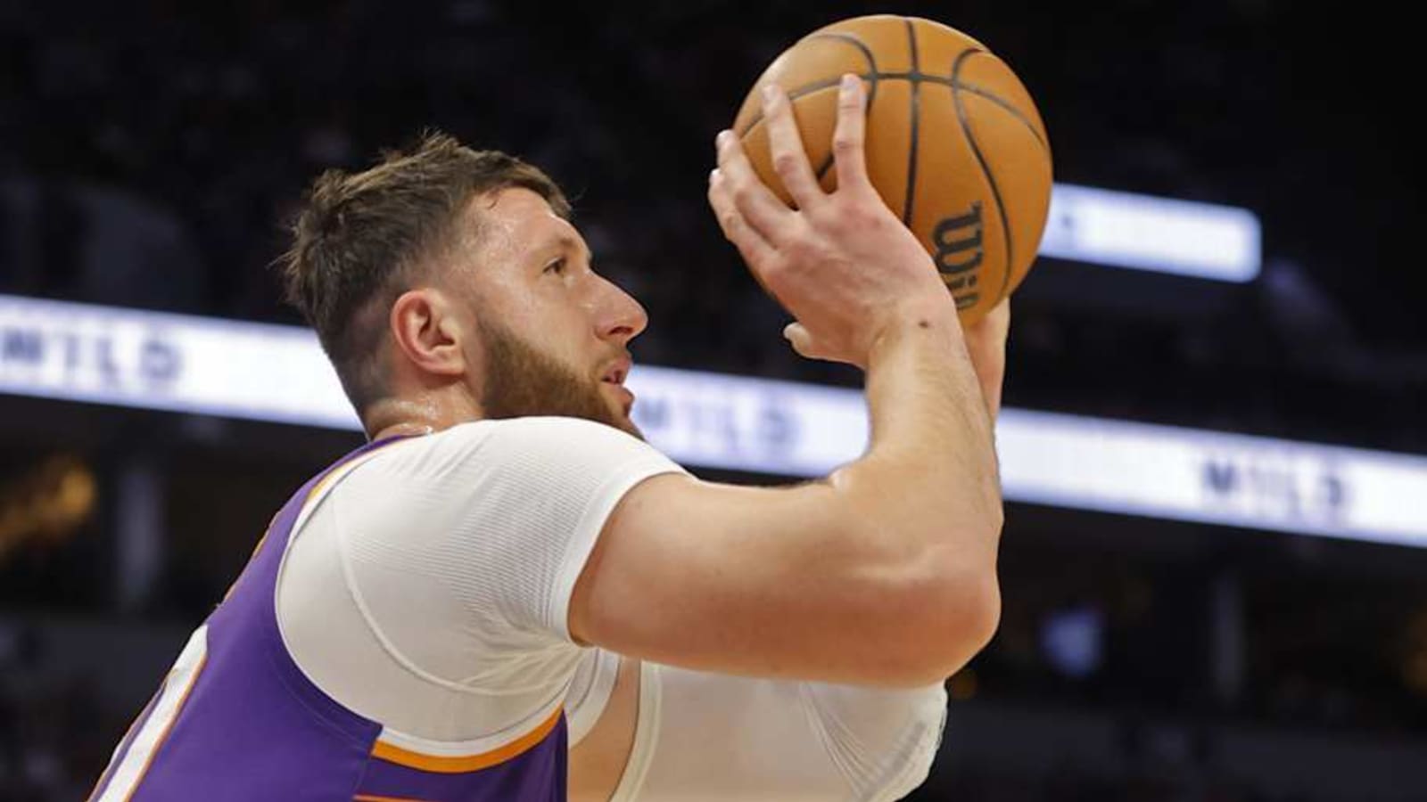 Suns Starter Suffers Injury; Will be Re-Evaluated