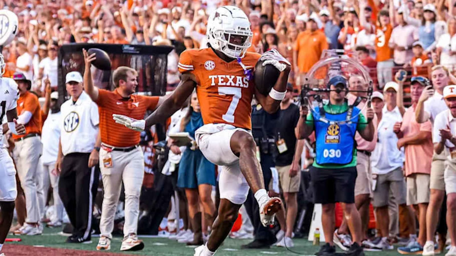 Patriots Named Landing Spot for Explosive WR
