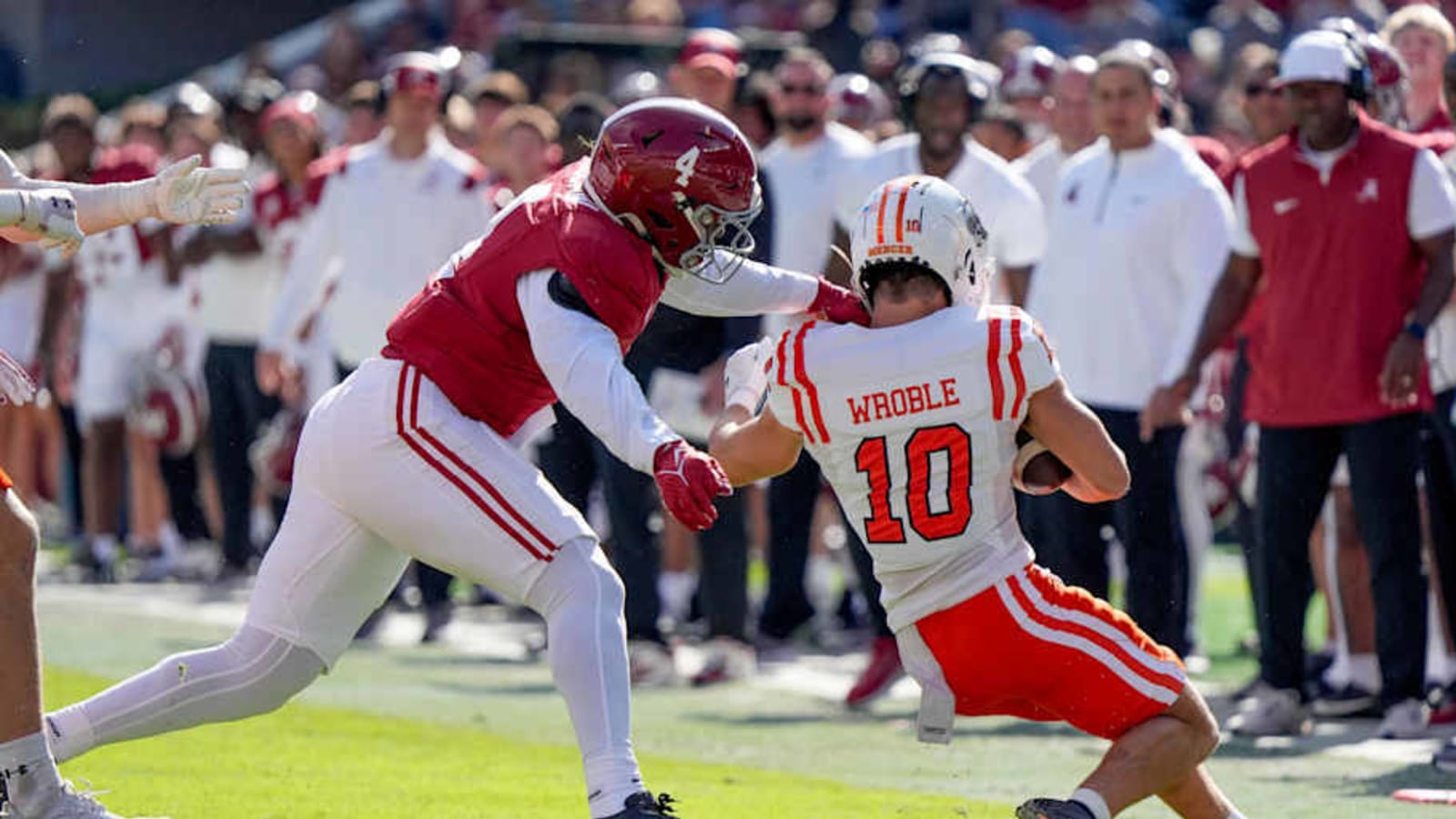 How Qua Russaw and Yhonzae Pierre Performed Replacing Robinson Against Mercer