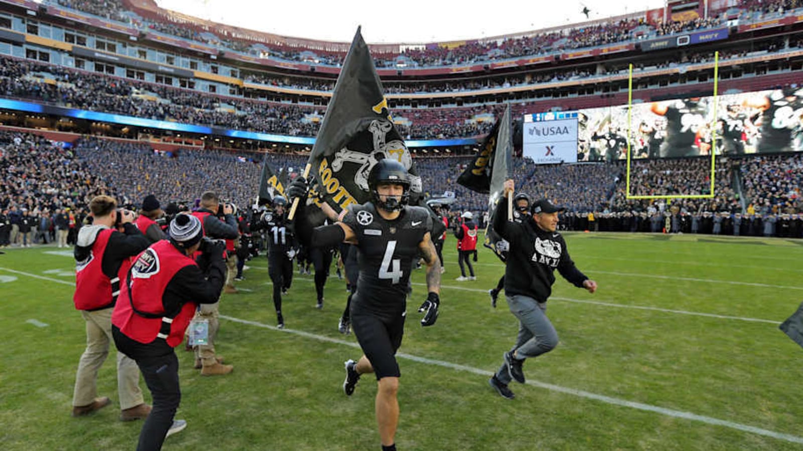 Army Black Knights Prepare for Louisiana Tech Bulldogs In Independence ...