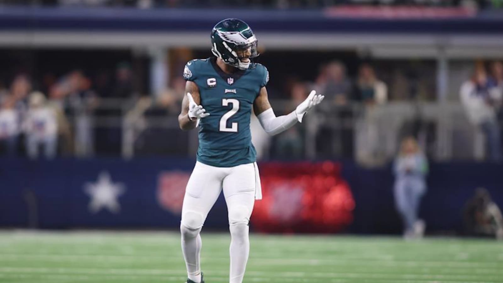 Eagles&#39; Star Addresses Social-Media Drama